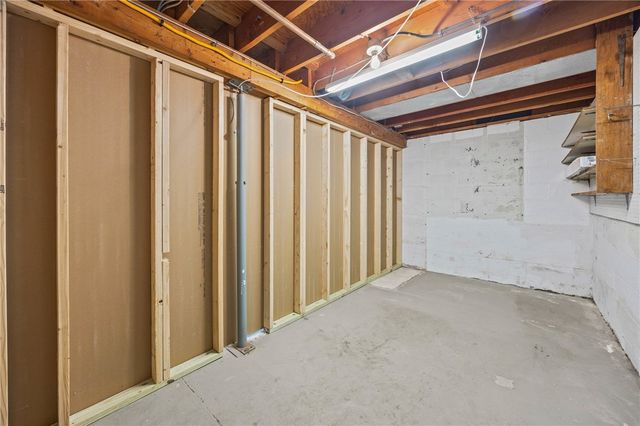 12 West Parkway, Victor, NY 14564