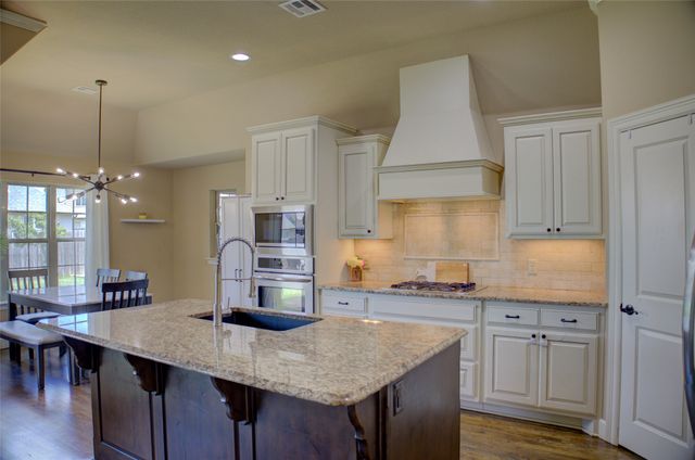 307 W 128th Street S, Jenks, OK 74037