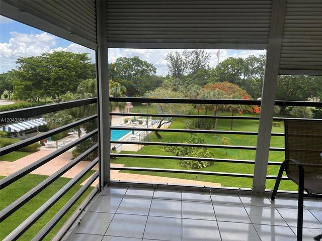 900 Saint Charles Place 407, Pembroke Pines, FL 33026