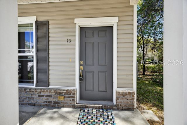 10 Moon Beam Ct, Bluffton, SC 29910