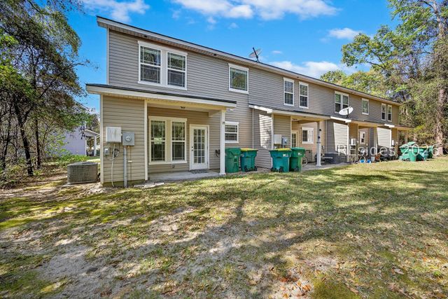 10 Moon Beam Ct, Bluffton, SC 29910