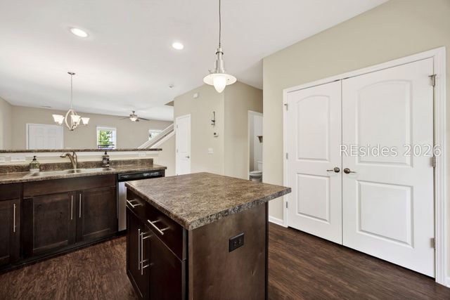 10 Moon Beam Ct, Bluffton, SC 29910