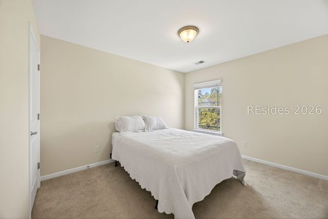 10 Moon Beam Ct, Bluffton, SC 29910