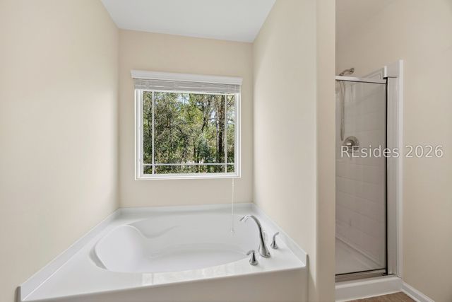 10 Moon Beam Ct, Bluffton, SC 29910