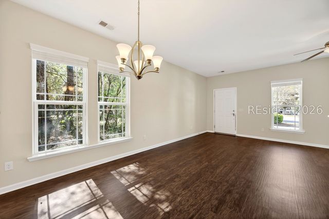 10 Moon Beam Ct, Bluffton, SC 29910