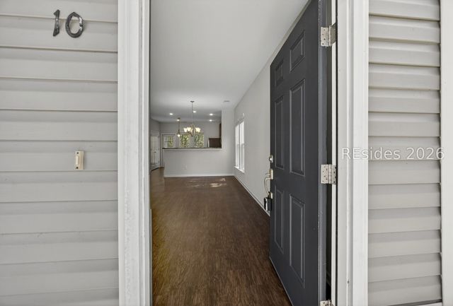 10 Moon Beam Ct, Bluffton, SC 29910