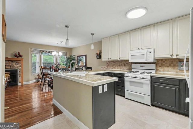 103 Birdie Lane Apt 3-B 3-B, Blairsville, GA 30512