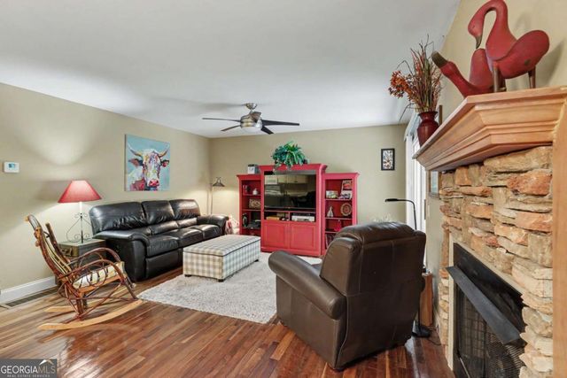 103 Birdie Lane Apt 3-B 3-B, Blairsville, GA 30512