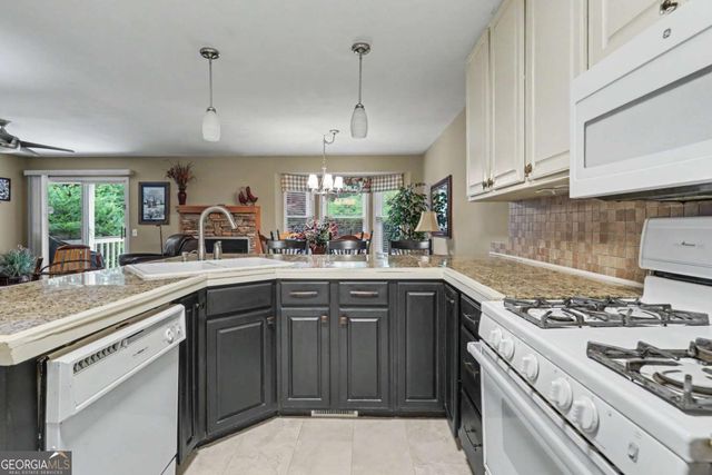 103 Birdie Lane Apt 3-B 3-B, Blairsville, GA 30512