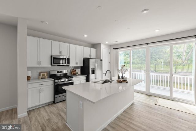 139 POE DR, Winchester, VA 22602