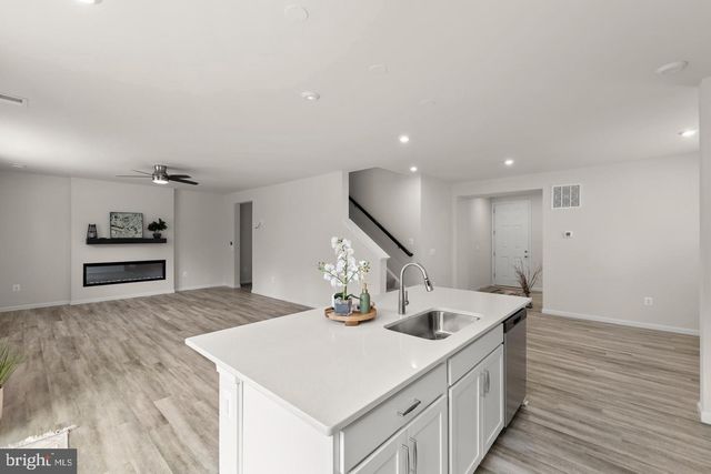 139 POE DR, Winchester, VA 22602