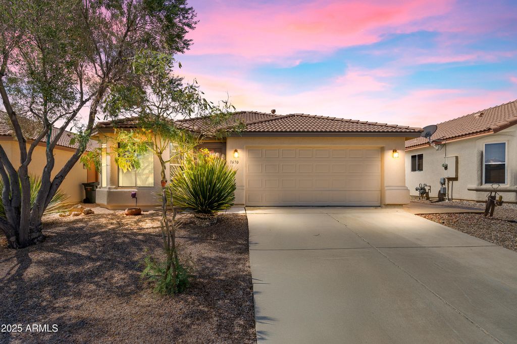 Image 1 of property listing at 1630 SILVERADO Drive, Sierra Vista, AZ 85635