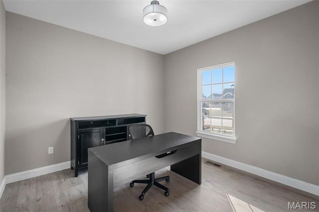 325 Wayfair Landing, St Charles, MO 63301