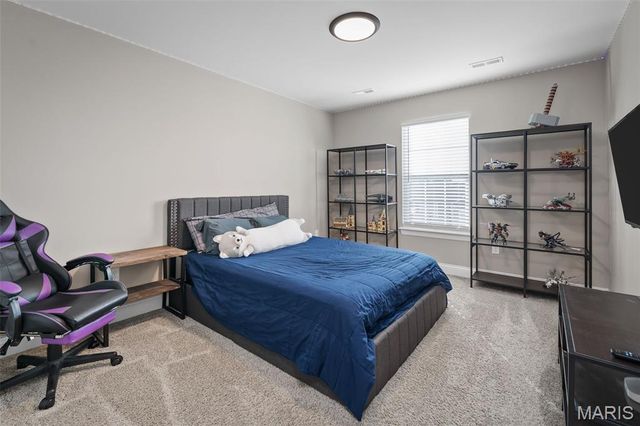 325 Wayfair Landing, St Charles, MO 63301