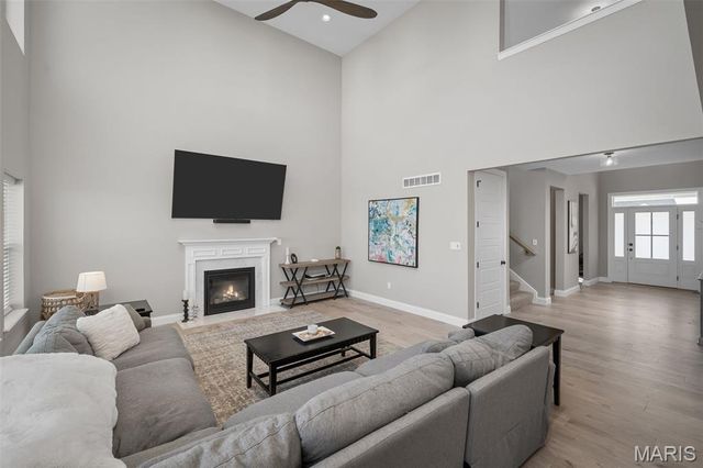 325 Wayfair Landing, St Charles, MO 63301