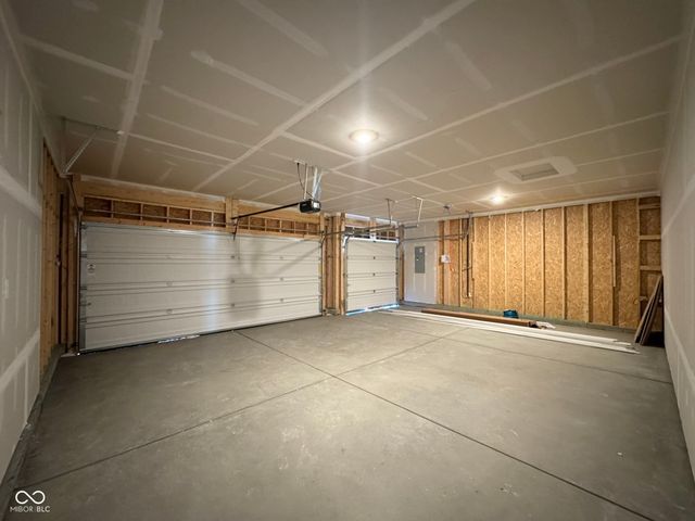 5817 Crotal Avenue, Greenwood, IN 46143