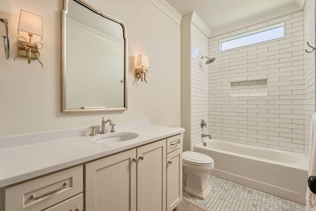 1727 Swansons Ridge Dr, Franklin, TN 37064