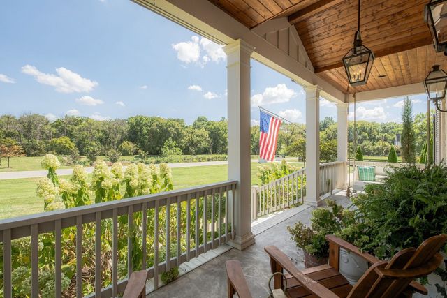 1727 Swansons Ridge Dr, Franklin, TN 37064