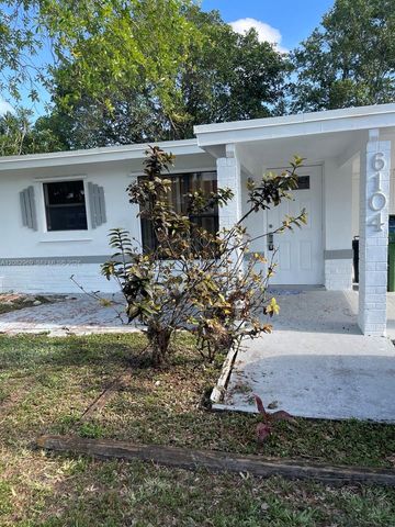 6104 NW 10th Street, Margate, FL 33063