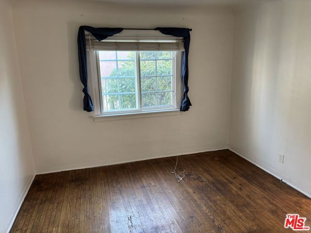 130 E Hillcrest Boulevard B, Inglewood, CA 90301