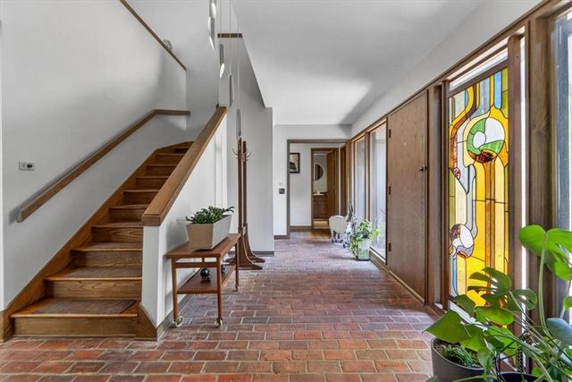 1024 Huntington Road, Kansas City, MO 64113
