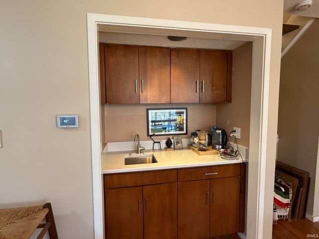 9425 S Pointe Lasalles Dr Unit 50, Bloomington, IN 47401