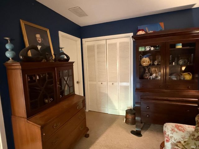 9425 S Pointe Lasalles Dr Unit 50, Bloomington, IN 47401