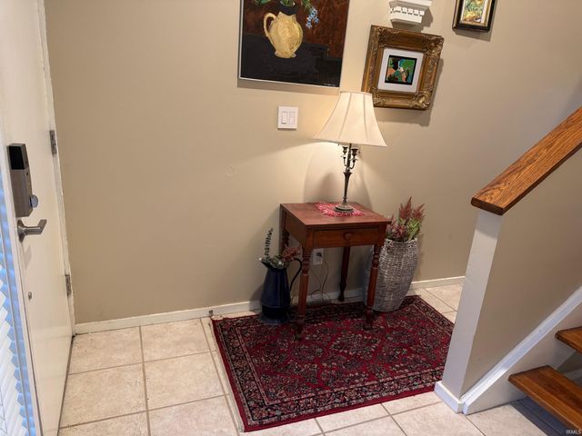 9425 S Pointe Lasalles Dr Unit 50, Bloomington, IN 47401