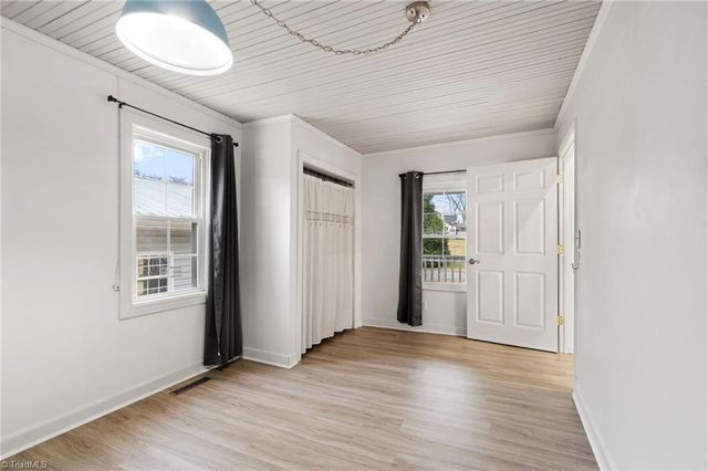 138 Durham Lane, Mount Airy, NC 27030