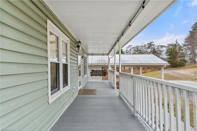 138 Durham Lane, Mount Airy, NC 27030