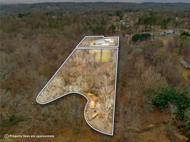 138 Durham Lane, Mount Airy, NC 27030