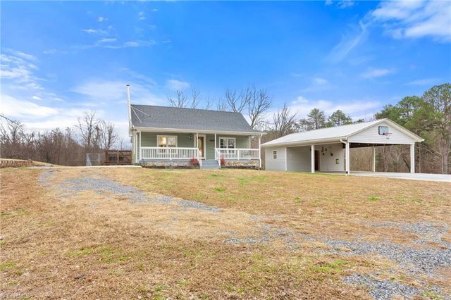 138 Durham Lane, Mount Airy, NC 27030