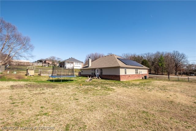 3325 N Rudy Road, Van Buren, AR 72956