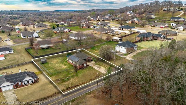 3325 N Rudy Road, Van Buren, AR 72956