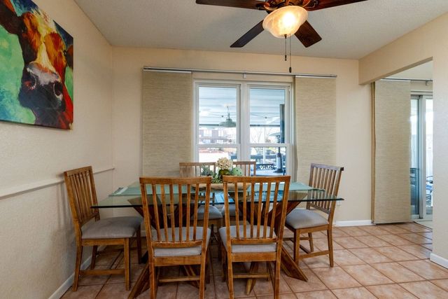 688 Harbor Drive N, Azle, TX 76020