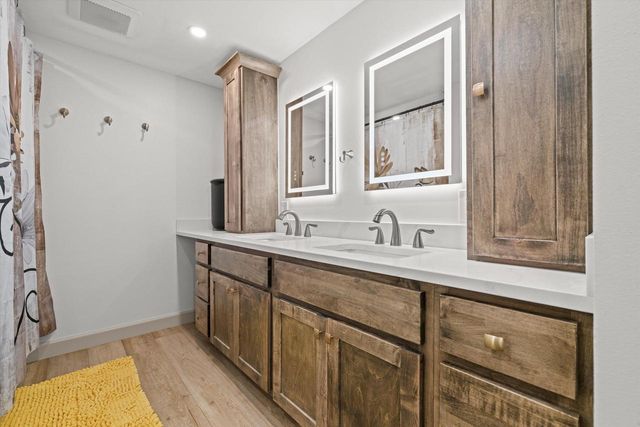 5723 65th STREET, Kenosha, WI 53142