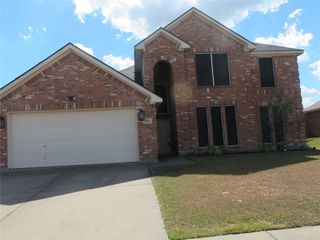 822 Christine Drive, Cedar Hill, TX 75104