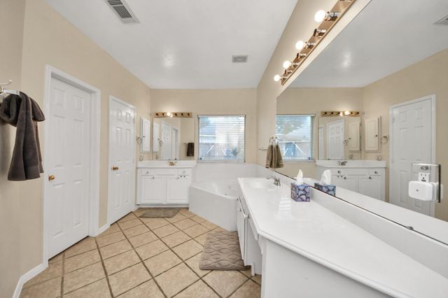 5703 Bishops Glen Court, Houston, TX 77084