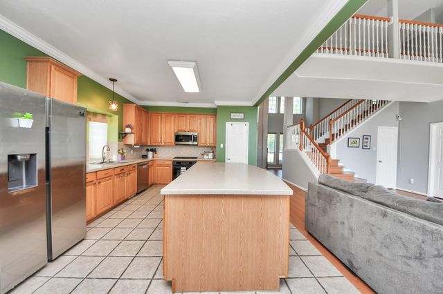5703 Bishops Glen Court, Houston, TX 77084