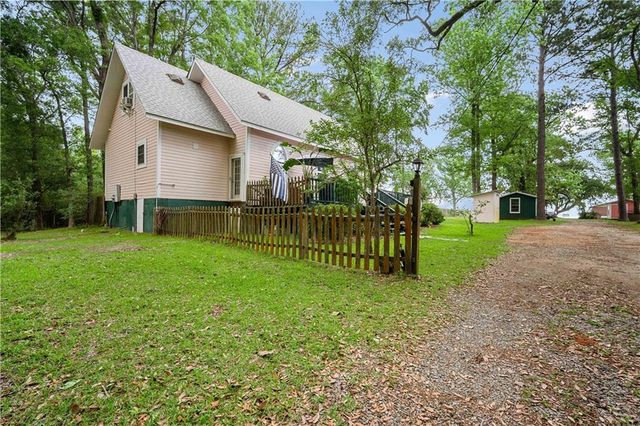 12087 Gregory Road, Coden, AL 36523