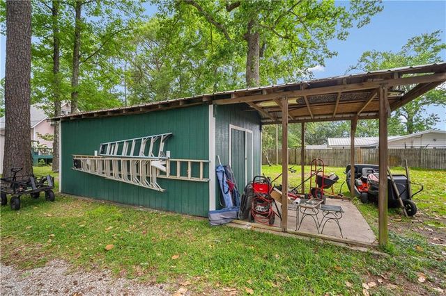 12087 Gregory Road, Coden, AL 36523