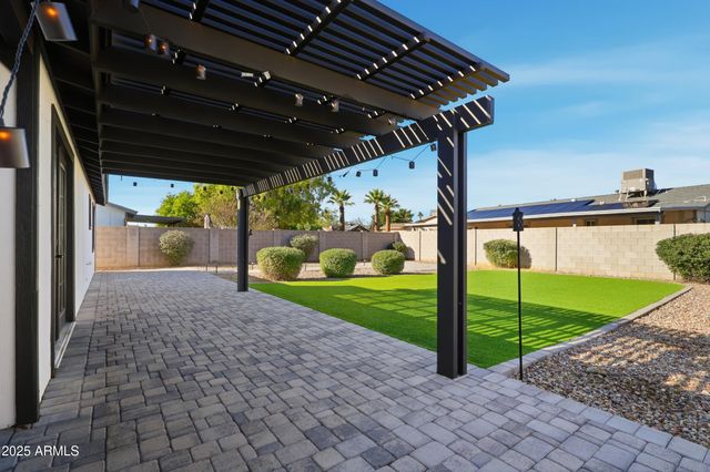 3846 E Crocus Drive, Phoenix, AZ 85032