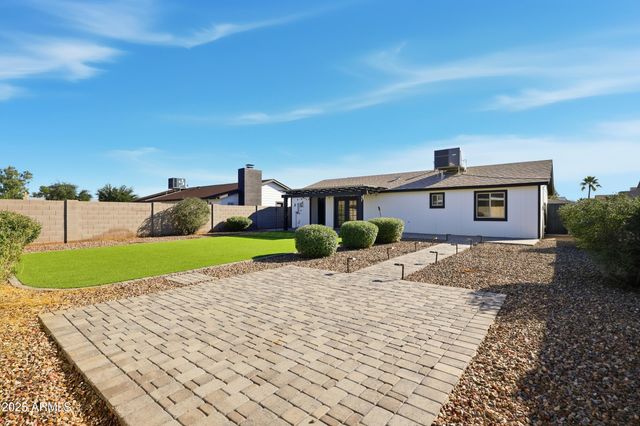 3846 E Crocus Drive, Phoenix, AZ 85032