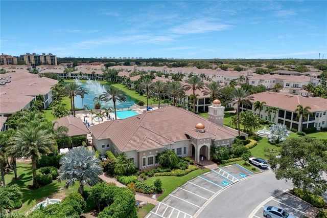 588 Avellino Isles CIR 20101, Naples, FL 34119