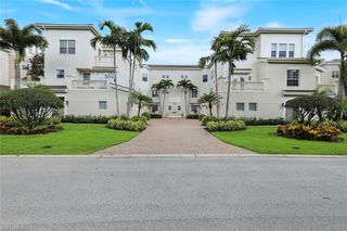 588 Avellino Isles CIR 20101, Naples, FL 34119