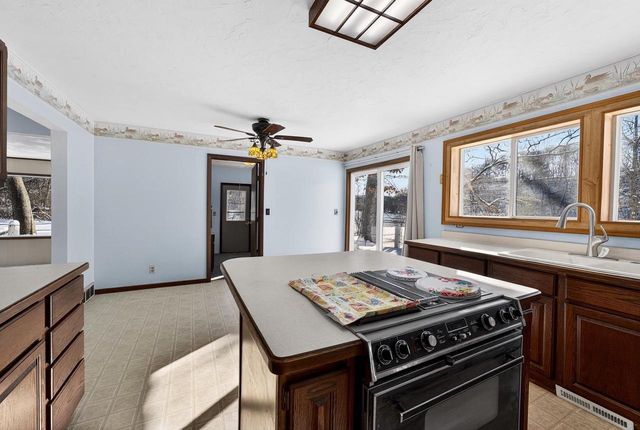 2201 W Crystal Springs Road, Janesville, WI 53545