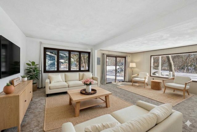 2201 W Crystal Springs Road, Janesville, WI 53545