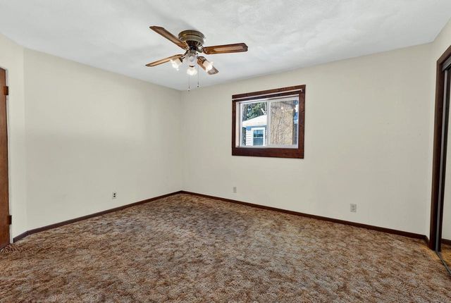 2201 W Crystal Springs Road, Janesville, WI 53545