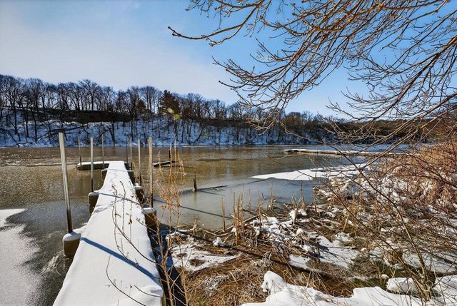 2201 W Crystal Springs Road, Janesville, WI 53545