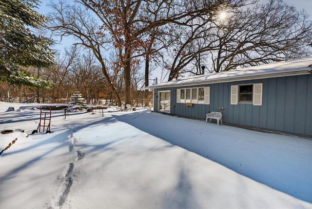 2201 W Crystal Springs Road, Janesville, WI 53545